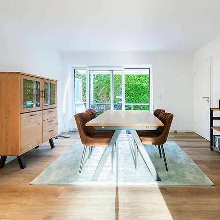 Апартаменты Lakeside House Am Tiefwarensee *